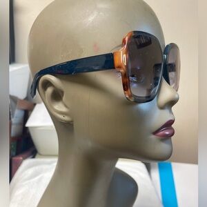 Liz Claiborne & Sun Kissed Sunglasses
